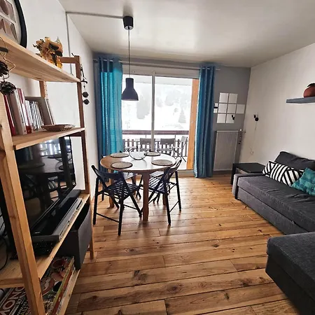 Sud 5 Personnes Pied Des Pistes